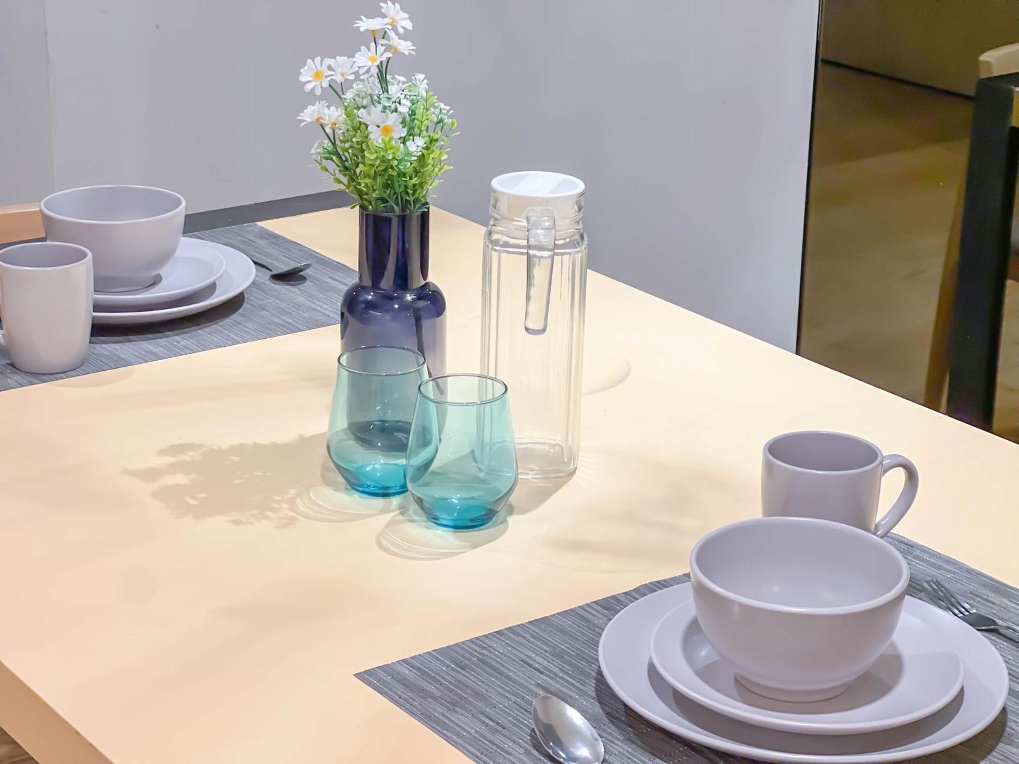 188 By Manhattan Group *