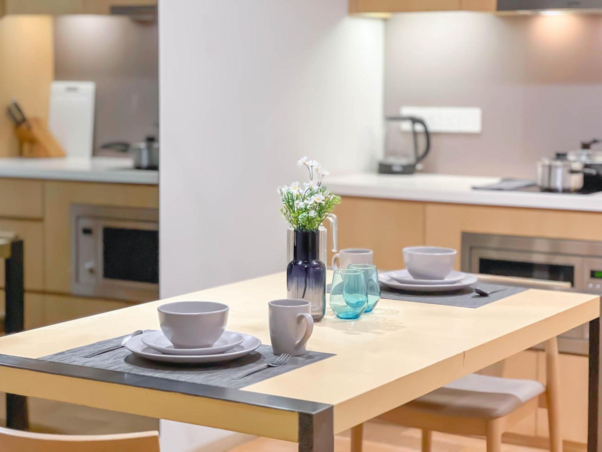 188 By Manhattan Group *