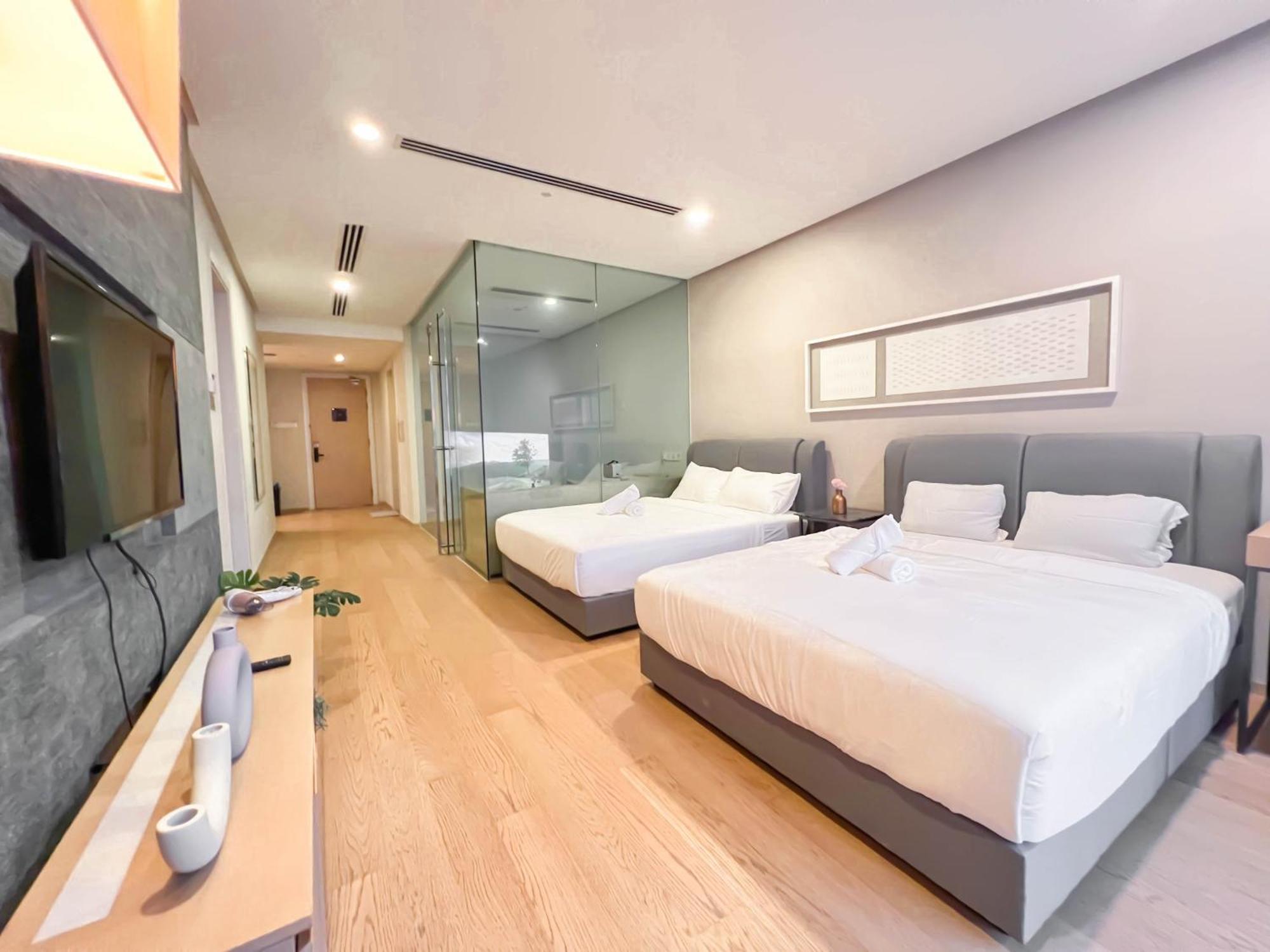 188 By Manhattan Group
